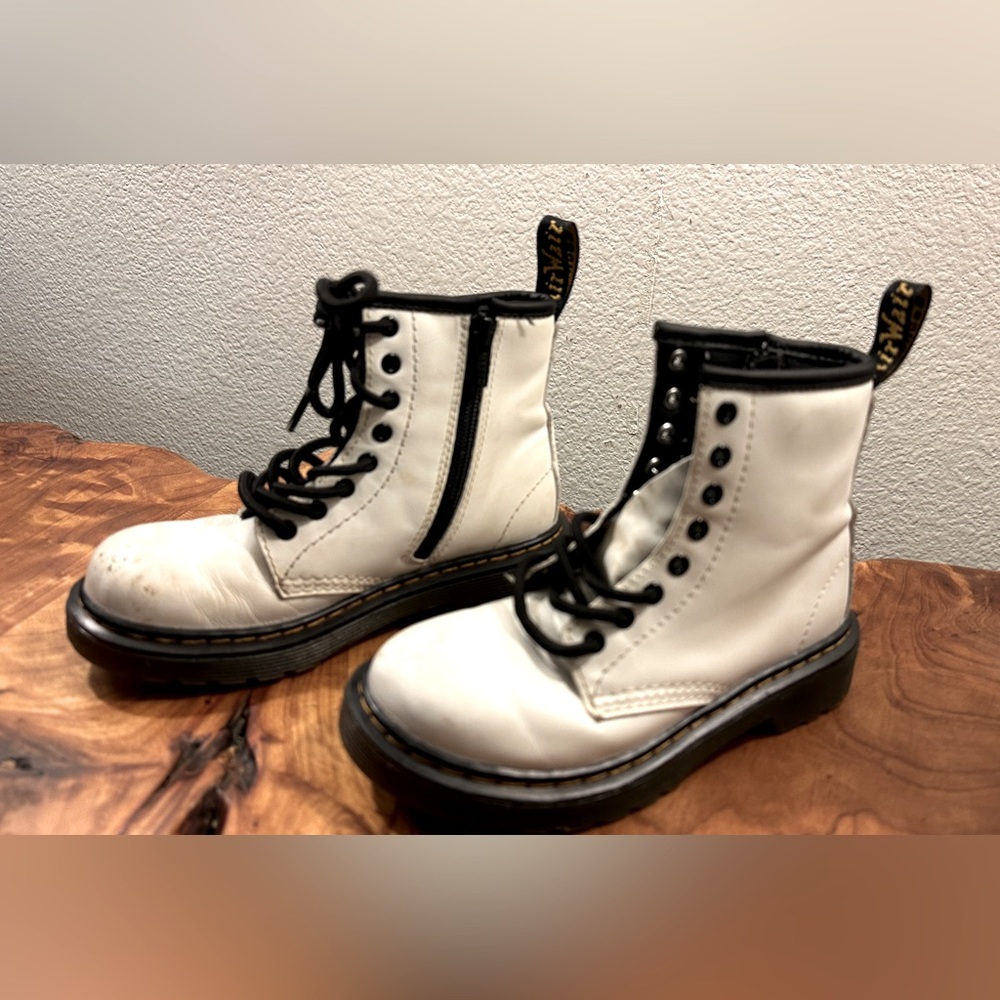 Kids Dr Martin Boots